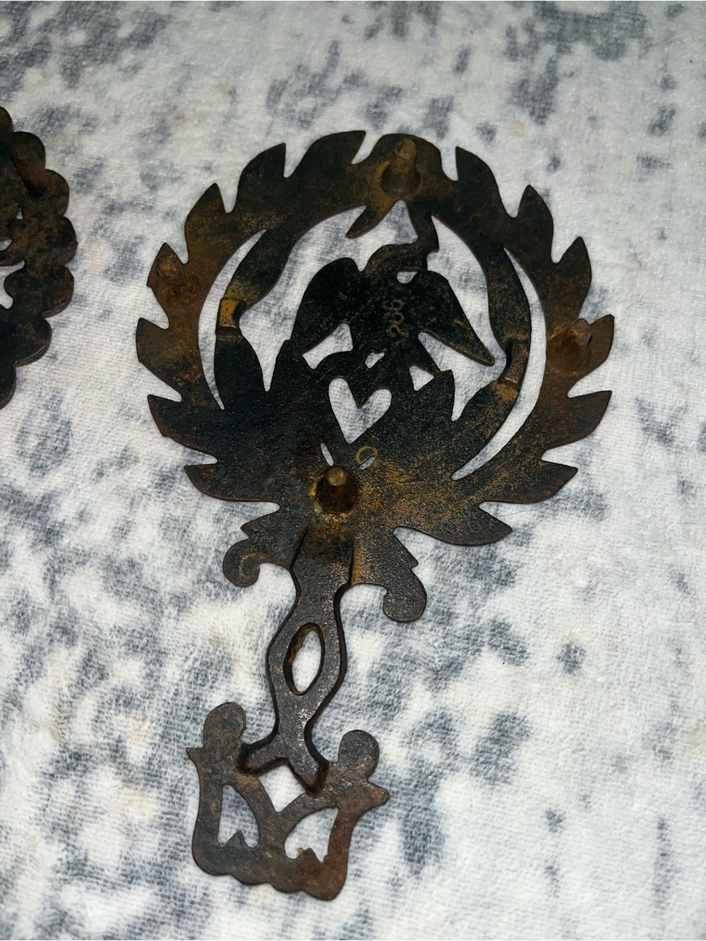Vintage Footed Cast Iron Eagle Heart Trivet Americana Decor Farmhouse